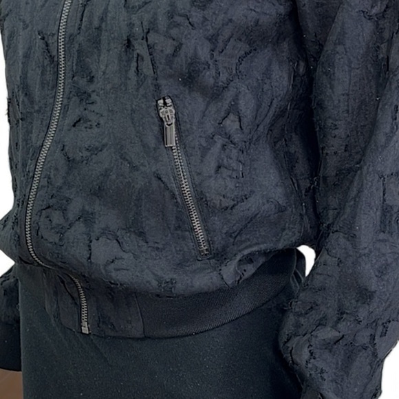 H&M Black Lightweight Patterned Bomber Jacket - Picture 6 of 15